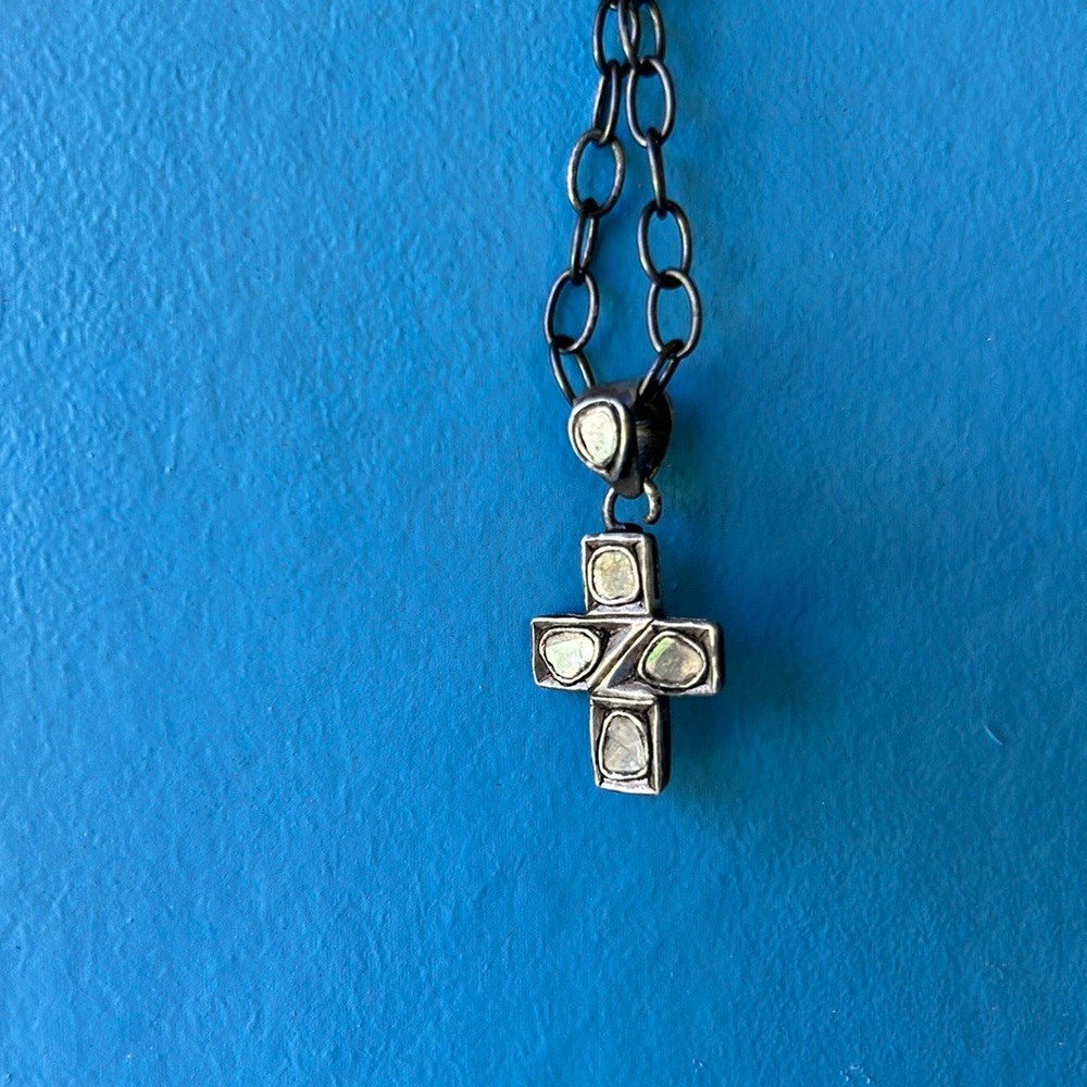 DIAMOND SLICE ANTIQUE CROSS ✝️✝️💠💎 A tiny work of Art🪅🪬PRICELESS.